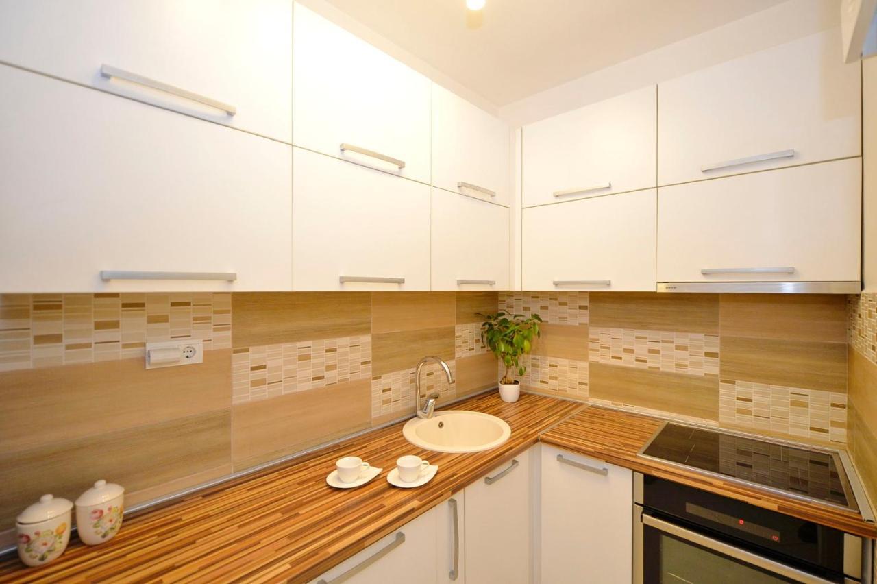 Apartment Filip Kotor Buitenkant foto
